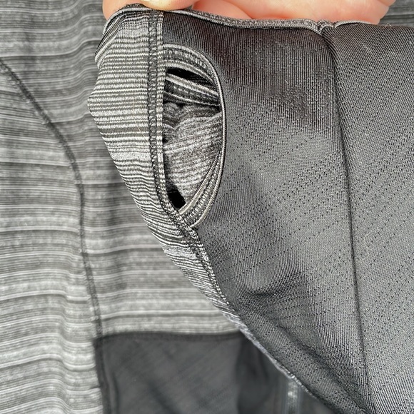 Livi Active adorable space dyed high neck and full zip hoodie,  size 18-20 - Picture 6 of 8